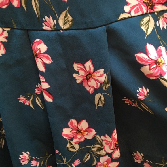 Torrid teal sz 2 - Picture 6 of 6